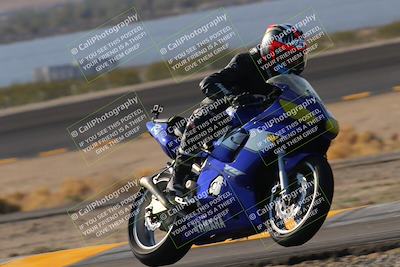 media/Dec-18-2022-SoCal Trackdays (Sun) [[8099a50955]]/Turn 14 (940am)/